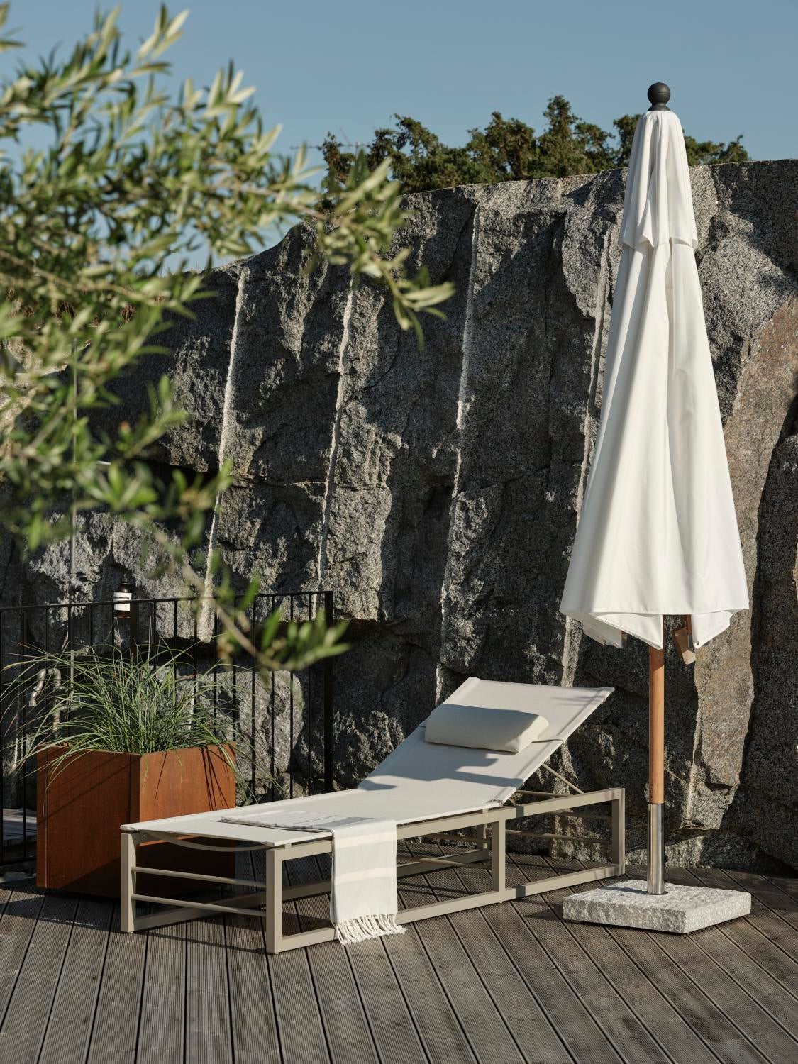 Vevi 1_Vilsaeng Khaki/blanc