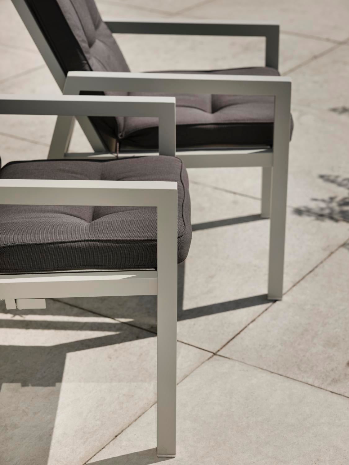 Newfort fauteuil avec dossier réglable Light Grey/Off-White