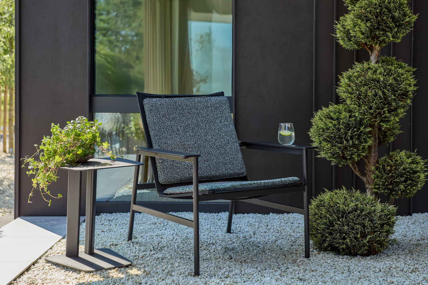 Soro fauteuil lounge Noir/Teddy Ant